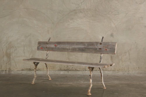 ANTIQUE WELL WEATHERED GARDEN BENCH